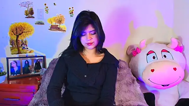 hannaa cute online show from June 13, 6:06 pm