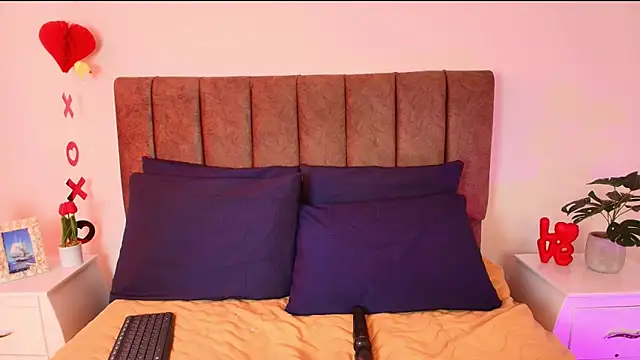 hannaa cute online show from February 22, 3:24 pm