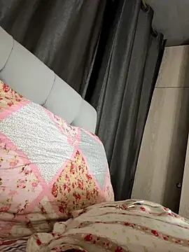 anna-evans09 online show from January 15, 10:29 am