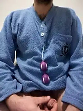 locuritasiempre online show from January 5, 6:33 pm