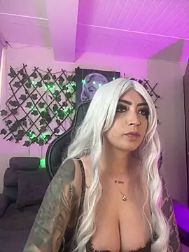 Violette-18 online show from December 19, 10:34 pm