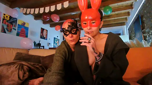 ErotiKat online show from March 4, 4:37 pm