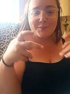 pinkcheetah12 online show from April 18, 4:09 pm