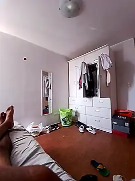 Yrresistible666 online show from January 17, 4:10 pm