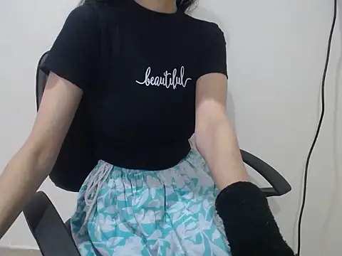 Farhana beautyfull online show from April 18, 4:37 am