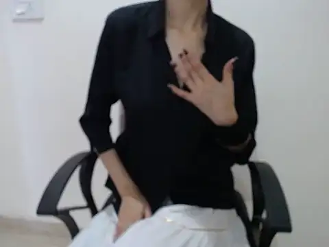 Farhana beautyfull online show from March 26, 4:44 am