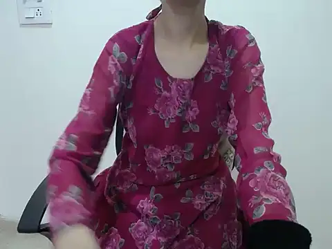 Farhana beautyfull online show from April 7, 4:25 am