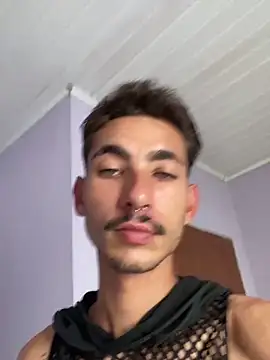 GuioficialBr online show from March 21, 1:37 pm