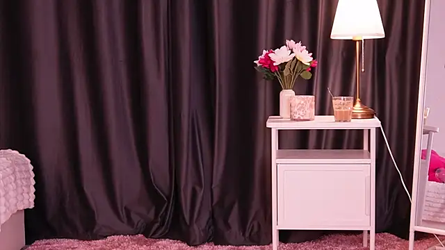 Snapshot of ClaireLust chatting on July 31, 7:33 pm ClaireLust online show from July 31, 7:33 pm