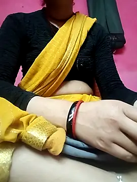 Snapshot of mantraverma chatting on February 24, 4:19 pm mantraverma online show from February 24, 4:19 pm