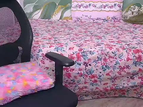 bold-smirthii online show from March 13, 4:17 am