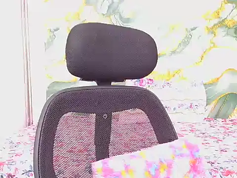 bold-smirthii online show from February 27, 5:07 am