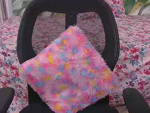 bold-smirthii online show from March 22, 5:00 am