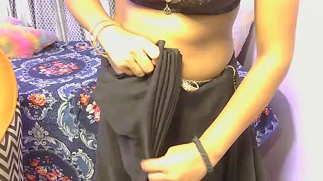 bold-smirthii online show from May 26, 3:59 am