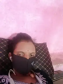 Snapshot of Savita_pal chatting on August 7, 7:14 am Savita pal online show from August 7, 7:14 am