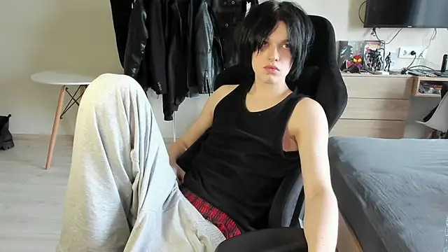 JohnGaliano online show from April 27, 3:54 pm