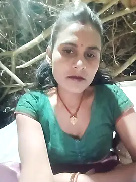 Cuty priti online show from April 11, 4:21 pm