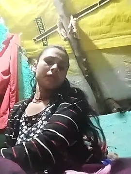 Cuty priti online show from February 1, 4:16 pm