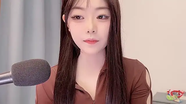 smalldaisy online show from March 30, 2:46 am