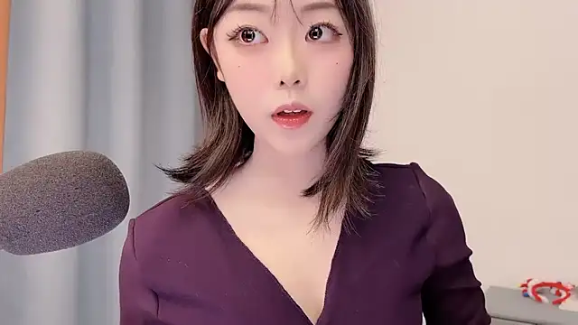 smalldaisy online show from March 28, 2:34 am