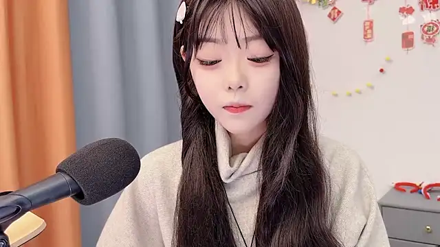 smalldaisy online show from February 25, 2:12 am