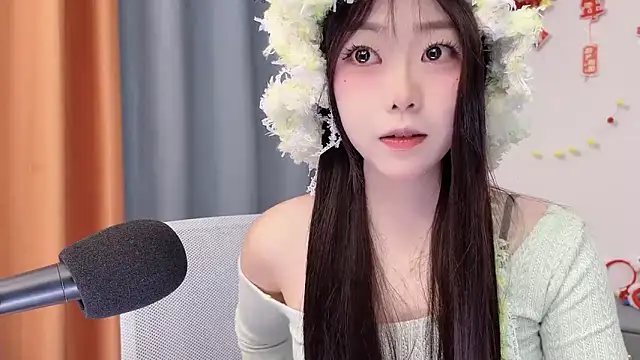 smalldaisy online show from March 7, 2:18 am