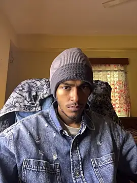 Snapshot of tooexpensive chatting on January 16, 4:05 am tooexpensive online show from January 16, 4:05 am