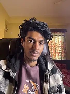 Snapshot of tooexpensive chatting on February 3, 2:53 am tooexpensive online show from February 3, 2:53 am