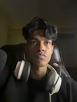 Snapshot of tooexpensive chatting on February 13, 5:35 pm tooexpensive online show from February 13, 5:35 pm