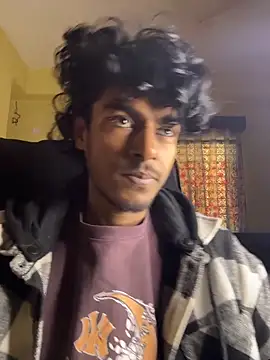 Snapshot of tooexpensive chatting on February 3, 1:38 am tooexpensive online show from February 3, 1:38 am