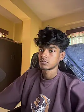 Snapshot of tooexpensive chatting on February 26, 5:29 am tooexpensive online show from February 26, 5:29 am