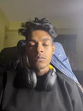 Snapshot of tooexpensive chatting on February 24, 4:30 pm tooexpensive online show from February 24, 4:30 pm