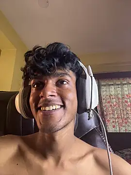 Snapshot of tooexpensive chatting on February 20, 6:26 am tooexpensive online show from February 20, 6:26 am