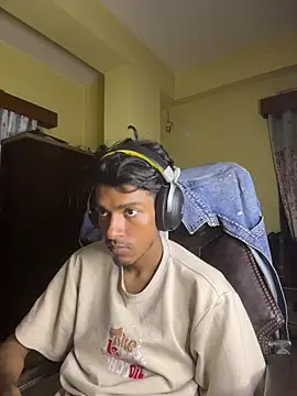 tooexpensive online show from March 6, 2:23 pm