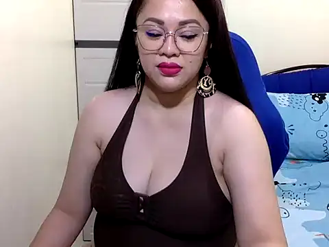 celine margo online show from April 9, 5:09 am