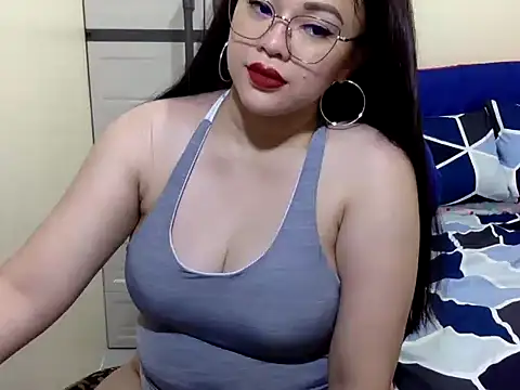 celine margo online show from April 2, 6:09 am