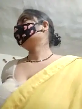 Snapshot of kaamuk_madhu chatting on February 5, 4:41 am kaamuk madhu online show from February 5, 4:41 am