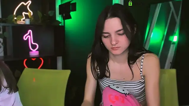 lole ti online show from April 4, 6:14 pm