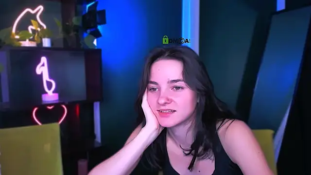 lole ti online show from April 8, 6:42 pm