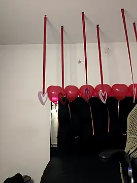 KiaraFoster online show from February 16, 11:20 am