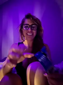 LaLynn online show from April 9, 10:16 pm