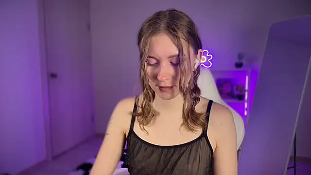 KellySunn online show from March 24, 8:14 am