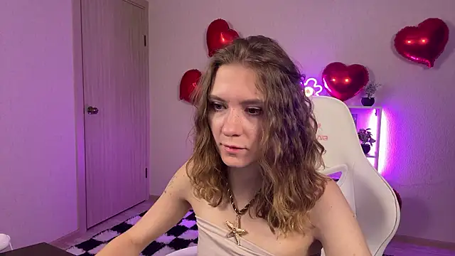 KellySunn online show from February 11, 3:12 pm