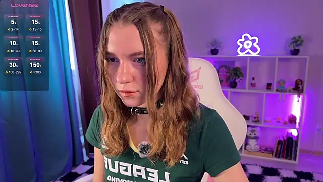 KellySunn online show from June 14, 8:04 am