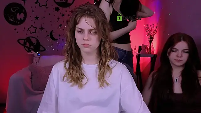 naya may online show from April 15, 7:51 pm