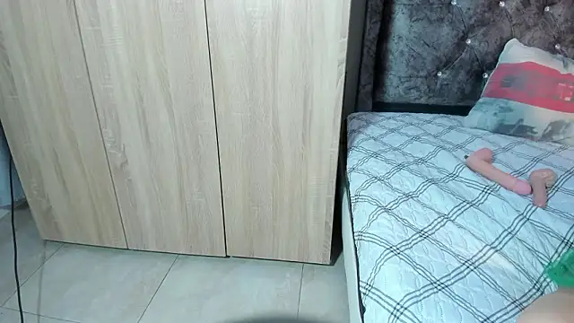 cloe brown1 online show from February 23, 7:03 pm