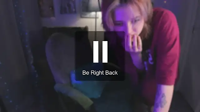 Snapshot of SarahShelby chatting on May 23, 8:41 pm SarahShelby online show from May 23, 8:41 pm