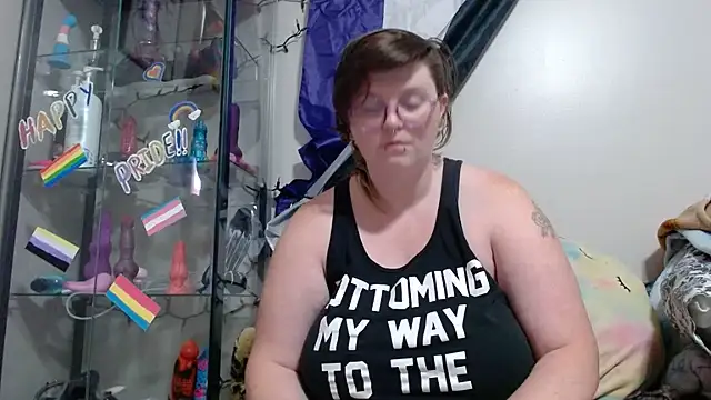 Snapshot of Pupghostt chatting on July 10, 6:41 pm Pupghostt online show from July 10, 6:41 pm