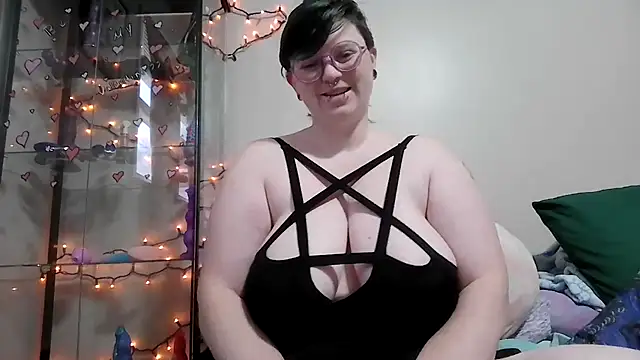 Pupghostt online show from February 8, 1:09 pm