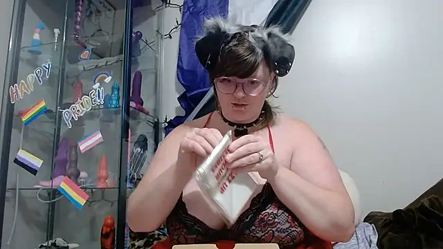 Snapshot of Pupghostt chatting on July 9, 4:50 pm Pupghostt online show from July 9, 4:50 pm